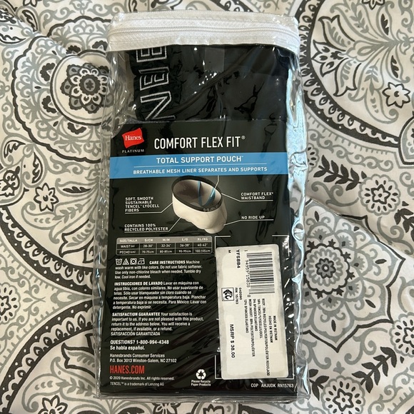 Hanes Platinum Comfort Flex Fit Boxer Briefs 4 pack - Picture 2 of 3